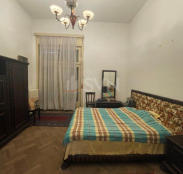 Casa, 14 rooms, 650 mp Bucuresti/Piata Unirii (s4)