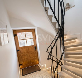 Casa, 15 camere, 400 mp Bucuresti/P-ta Victoriei