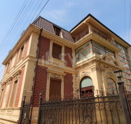 Casa, 15 camere, 847 mp Bucuresti/Dacia