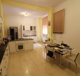 Casa, 15 camere, 847 mp Bucuresti/Dacia