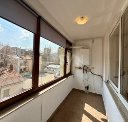 Casa, 15 rooms, 640.5 mp Bucuresti/Dorobanti