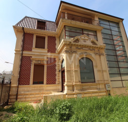 Casa, 15 rooms, 847 mp Bucuresti/Dacia