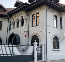 Casa, 16 camere, 840 mp Bucuresti/P-ta Romana