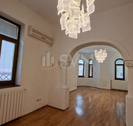 Casa, 16 rooms, 375 mp Bucuresti/Pache Protopopescu