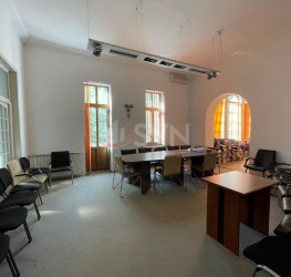 Casa, 16 rooms, 455 mp Bucuresti/Piata Romana