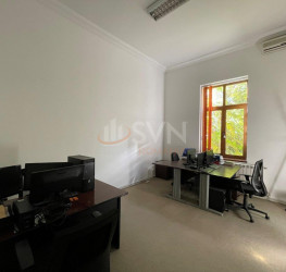 Casa, 16 rooms, 455 mp Bucuresti/Piata Romana