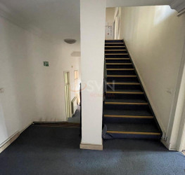 Casa, 16 rooms, 455 mp Bucuresti/Piata Romana