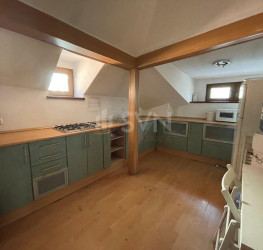 Casa, 16 rooms, 455 mp Bucuresti/Piata Romana