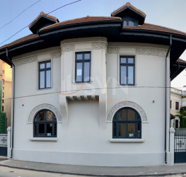 Casa, 16 rooms, 840 mp Bucuresti/Piata Romana