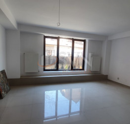 Casa, 18 camere, 651 mp Bucuresti/Victoriei