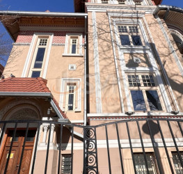 Casa, 20 camere, 660 mp Bucuresti/Aviatorilor