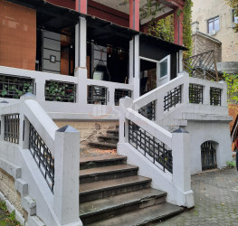 Casa, 20 rooms, 1096 mp Bucuresti/Piata Romana