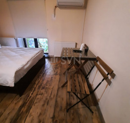 Casa, 20 rooms, 1096 mp Bucuresti/Piata Romana