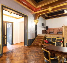 Casa, 20 rooms, 1096 mp Bucuresti/Piata Romana