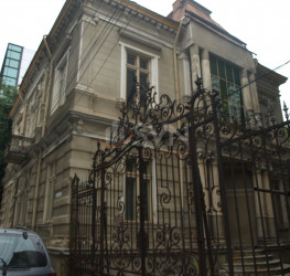 Casa, 20 rooms, 741 mp Bucuresti/Piata Rosetti