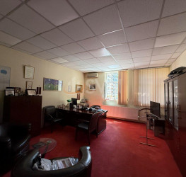 Casa, 21 rooms, 800 mp Bucuresti/Stefan Cel Mare