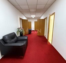 Casa, 21 rooms, 800 mp Bucuresti/Stefan Cel Mare