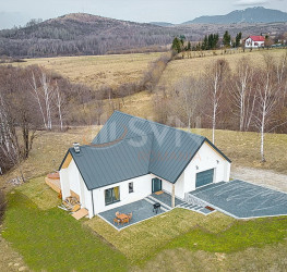 Casa, 3 camere, 122.25 mp Brasov/Tohanita