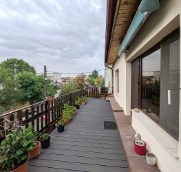 Casa, 3 camere, 206 mp Bucuresti/Eroii Revolutiei