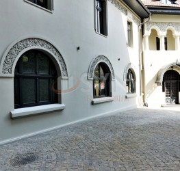 Casa, 3 camere, 250 mp Bucuresti/P-ta Romana