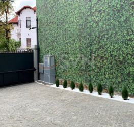 Casa, 3 camere, 250 mp Bucuresti/P-ta Romana