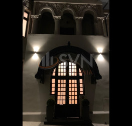 Casa, 3 camere, 250 mp Bucuresti/P-ta Romana