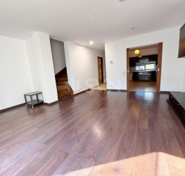 Casa, 3 camere, 90 mp Bucuresti/Pipera