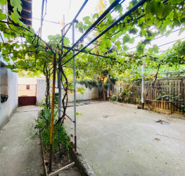 Casa, 3 camere, 97 mp Bucuresti/Damaroaia