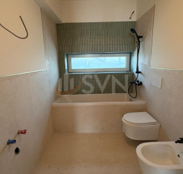 Casa, 3 rooms, 149 mp Dambovita/Centru