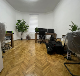 Casa, 3 rooms, 150 mp Bucuresti/Piata Victoriei