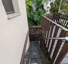 Casa, 3 rooms, 206 mp Bucuresti/Eroii Revolutiei