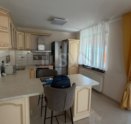 Casa, 3 rooms, 350 mp Bucuresti/Baneasa