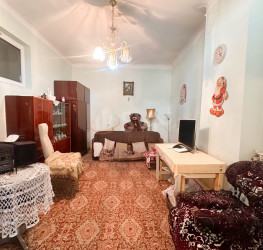 Casa, 3 rooms, 70 mp Bucuresti/Bucurestii Noi