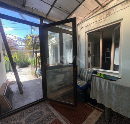 Casa, 3 rooms, 70 mp Bucuresti/Bucurestii Noi