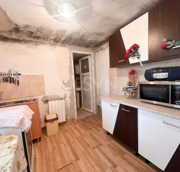 Casa, 3 rooms, 70 mp Bucuresti/Bucurestii Noi