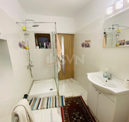 Casa, 3 rooms, 77 mp Bucuresti/Bucurestii Noi