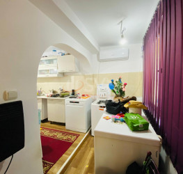 Casa, 3 rooms, 77 mp Bucuresti/Bucurestii Noi