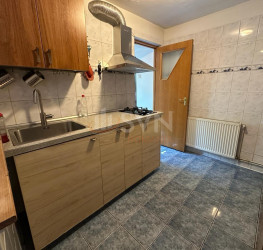 Casa, 3 rooms, 85 mp Bucuresti/Vatra Luminoasa
