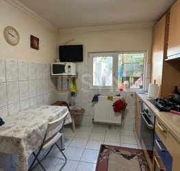 Casa, 3 rooms, 85 mp Bucuresti/Bucurestii Noi