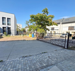 Casa, 3 rooms, 90 mp Bucuresti/Pipera