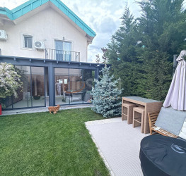 Casa, 3 rooms in Cosmopolis Ilfov/Stefanesti