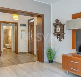 Casa, 4 camere, 104 mp Brasov/Darste