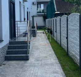 Casa, 4 camere, 113 mp Bucuresti/Bucurestii Noi