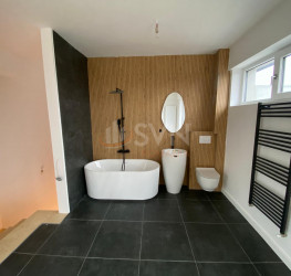 Casa, 4 camere, 114 mp Bucuresti/Chitila