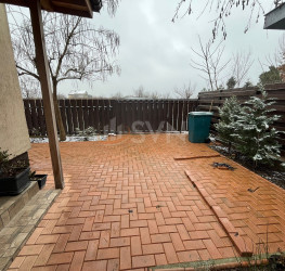 Casa, 4 camere, 118 mp Dambovita/Centru