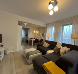 Casa, 4 camere, 118 mp Dambovita/Centru