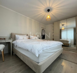 Casa, 4 camere, 118 mp Dambovita/Centru