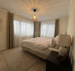 Casa, 4 camere, 118 mp Dambovita/Centru