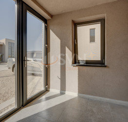 Casa, 4 camere, 127 mp Calarasi/Centru
