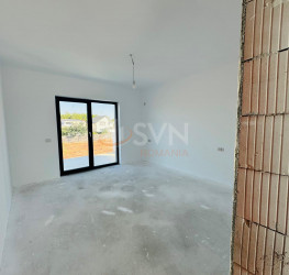 Casa, 4 camere, 135 mp Dambovita/Centru